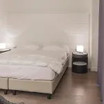 Tag Hotel