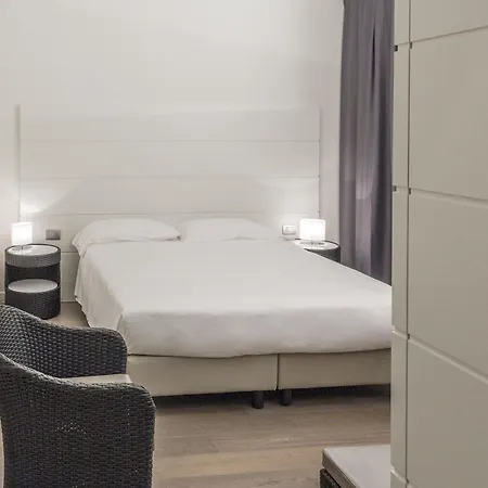 Hotel Tag 4*