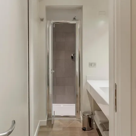 Hotel Tag 4*