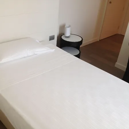 Tag Hotel