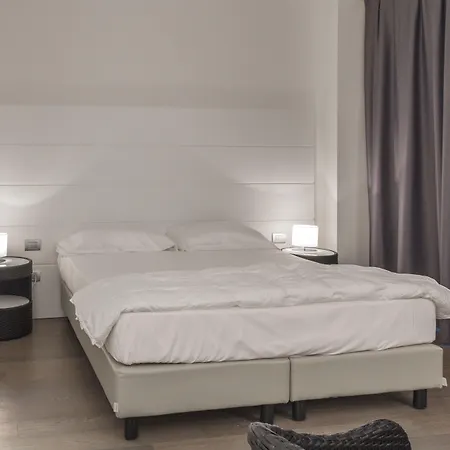 Tag Hotel 4*