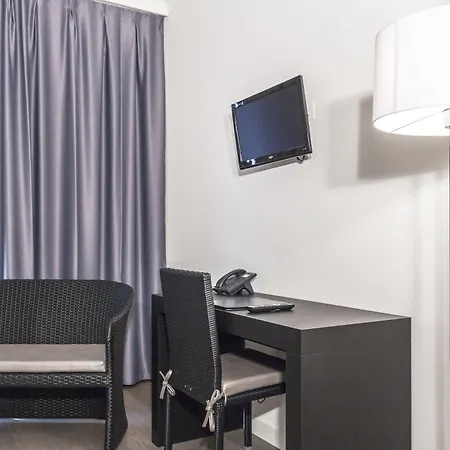 Hotel Tag 4*