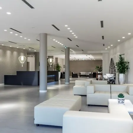Tag Hotel